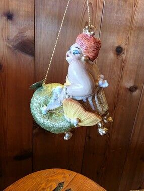 Katherine's Collection Glitter Green & gold Chubby Mermaid In The Bath.-Retired